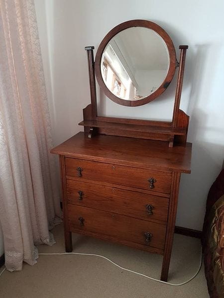 Bedside table