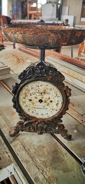 Antique kitchen scale — before restoration