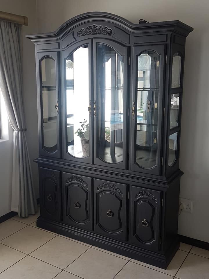 Revamped display cabinet — after restoration