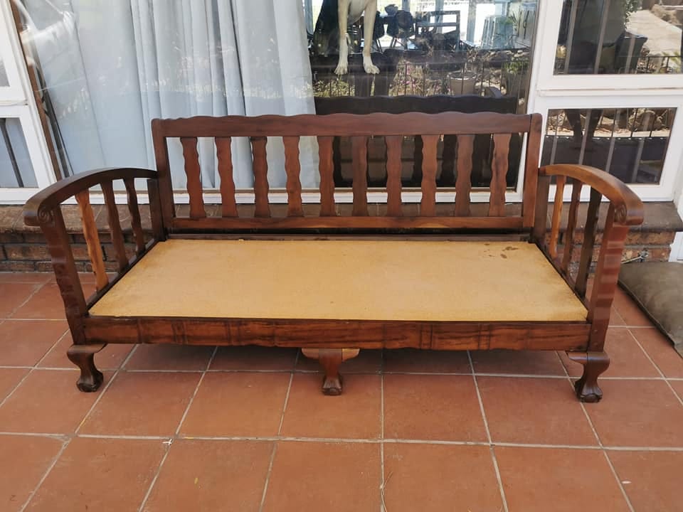 Imbuia bench — after restoration