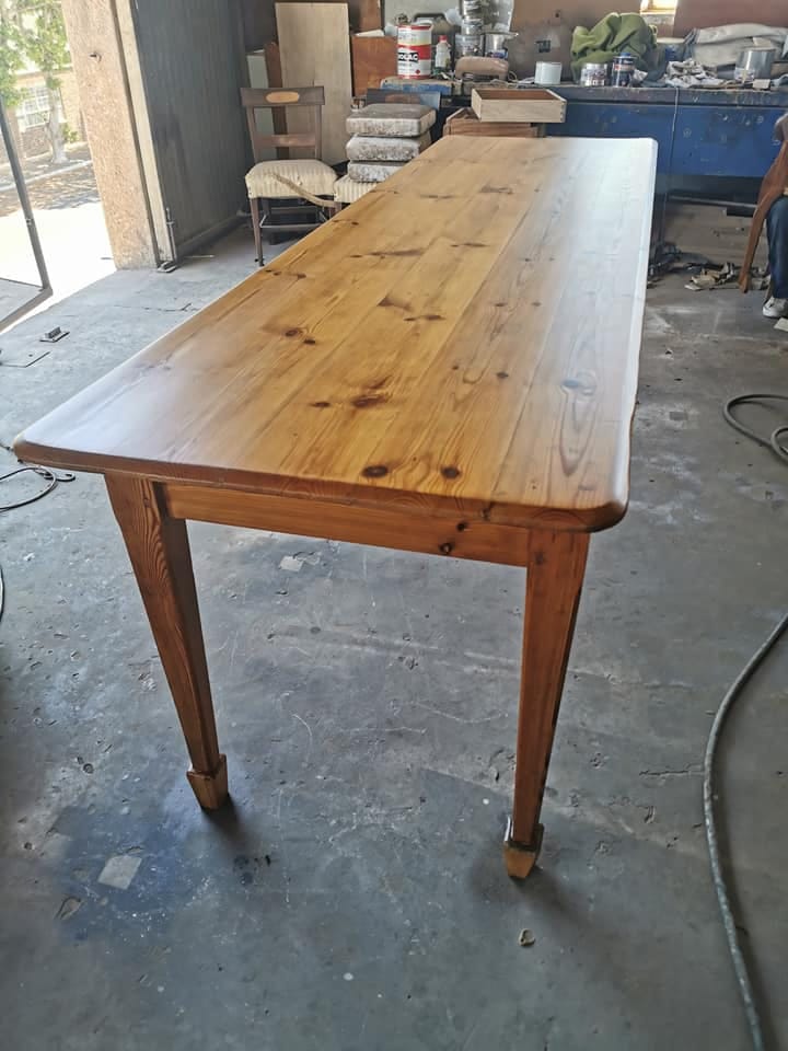 Patio table