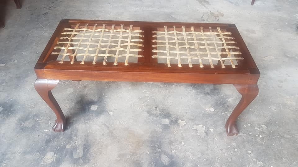Rawhide riempies stool