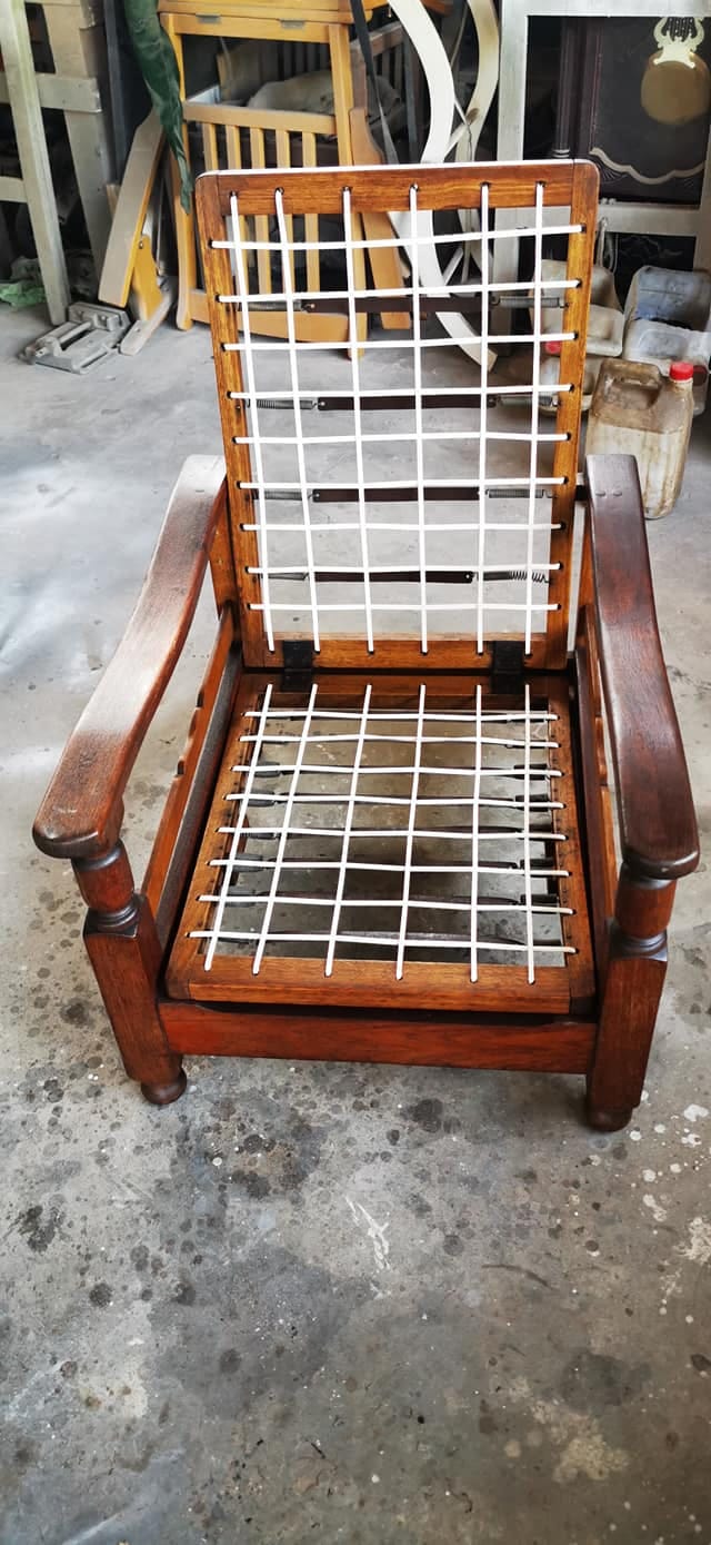 Refurbished Morris chair — after restoration