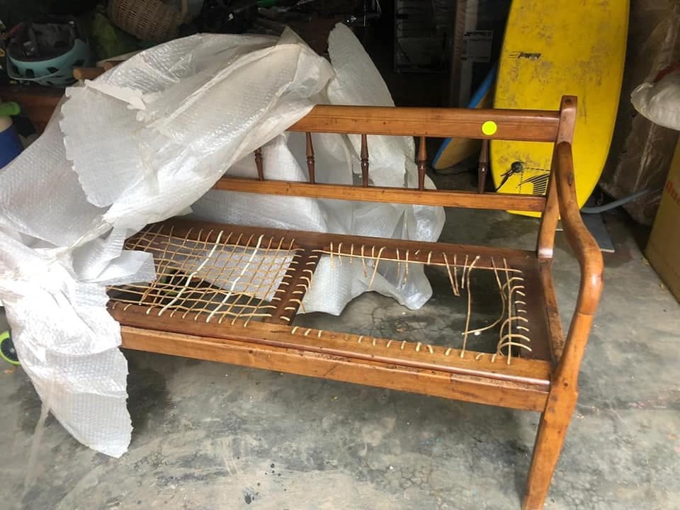 Riempies bench — before restoration