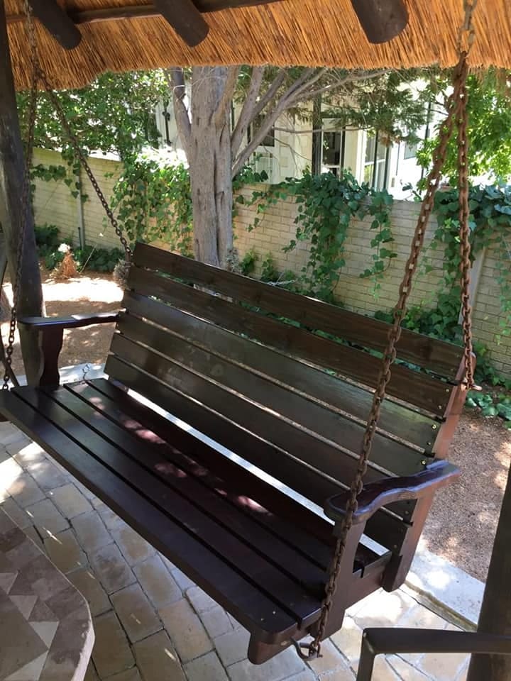 Swing-bench — after restoration
