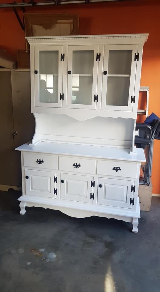 Refurbished wall cabinet