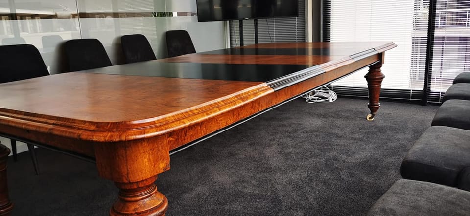 Walnut burr extendable table